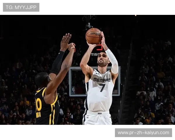 乔治能否力挽狂澜？爵士迎战灰熊欲止住三连败