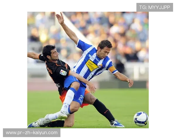 “华金·托比利亚的高效防守与团队协作，为美洲狮队赢得宝贵胜利”